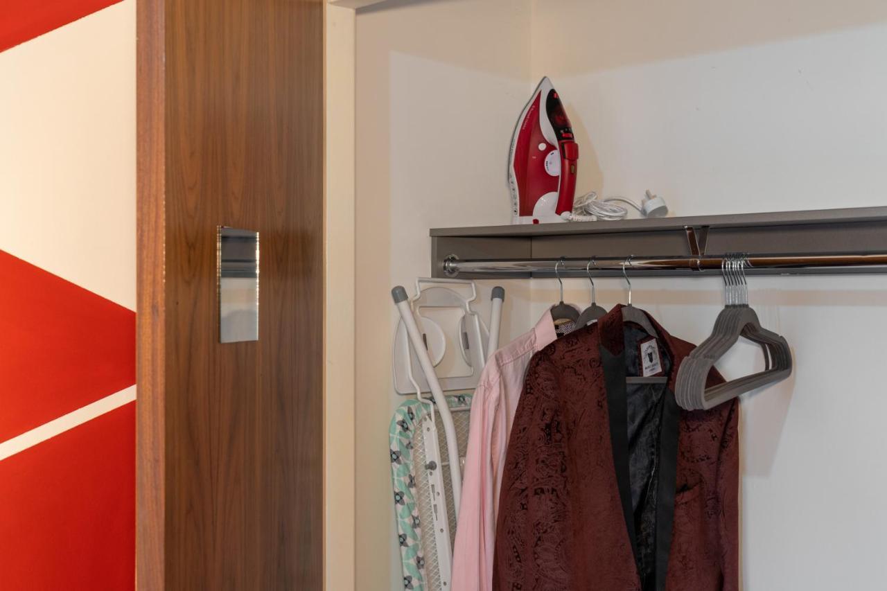 Avril Serviced Apartment เบอร์มิงแฮม ภายนอก รูปภาพ