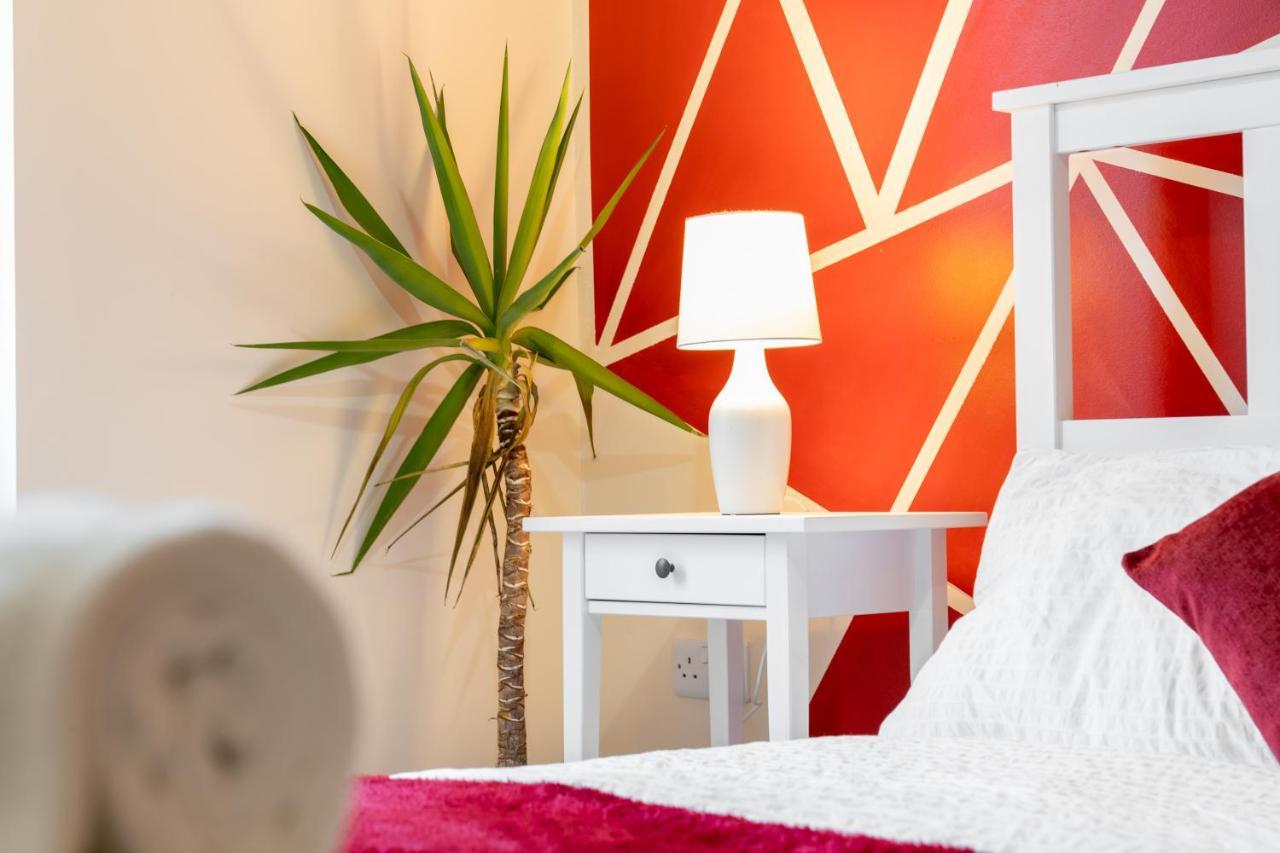 Avril Serviced Apartment เบอร์มิงแฮม ภายนอก รูปภาพ